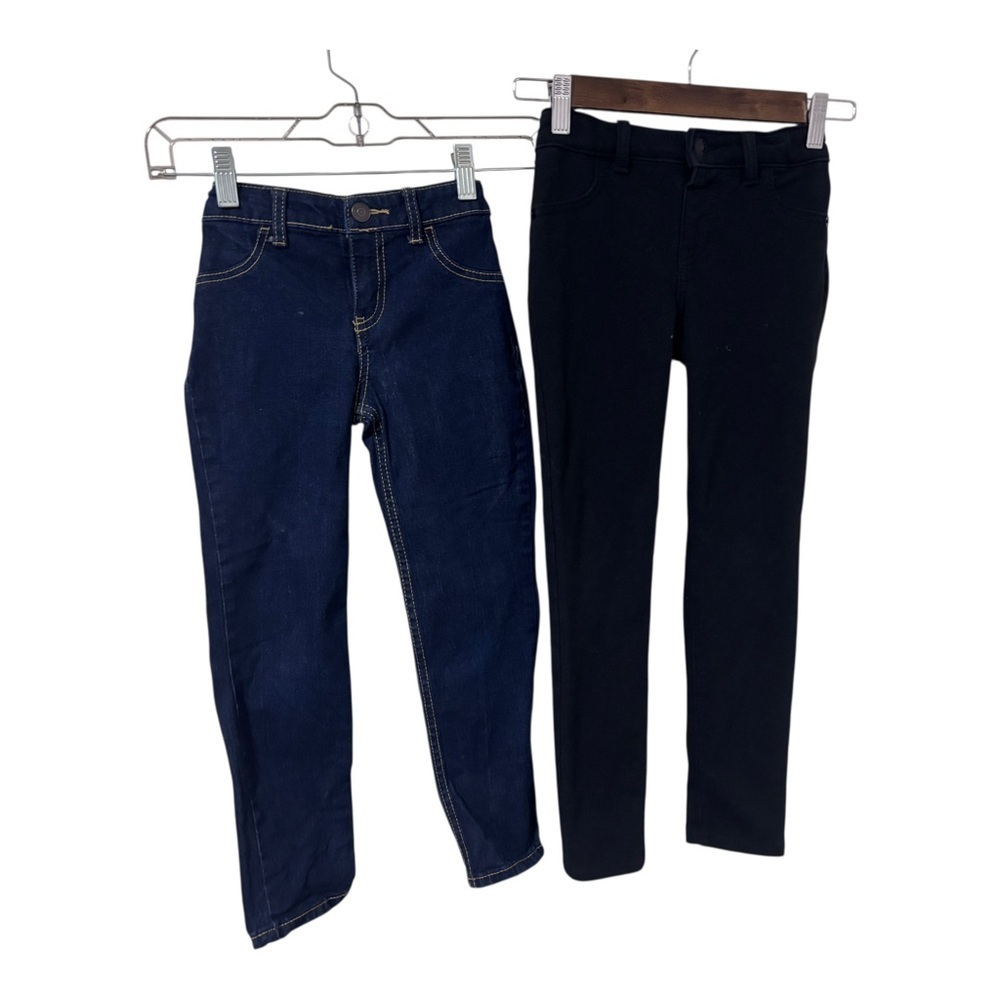 Bundle of 2 Cat & Jack kids jeggings/jeans size 6 and 6/7